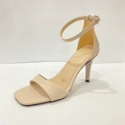  Kare Burun  İnce Topuklu Ayakkabı