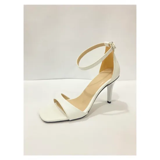  Bilekten Bağlamalı Yüksek Topuklu Sandalet