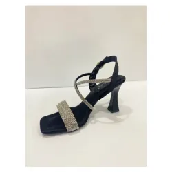 Bilekten bağlamalı çapraz bantlı taş süslemeli abiye sandalet