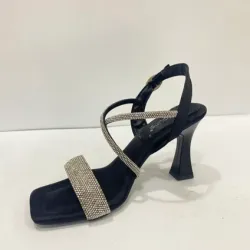 Bilekten bağlamalı çapraz bantlı taş süslemeli abiye sandalet