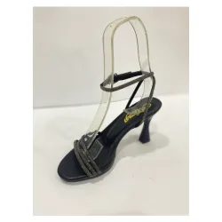 Bilekten Bağlamalı Taşlı Topuklu Ayakkabı 