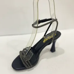 Bilekten Bağlamalı Taşlı Topuklu Ayakkabı 