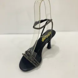 Bilekten Bağlamalı Taşlı Topuklu Ayakkabı 