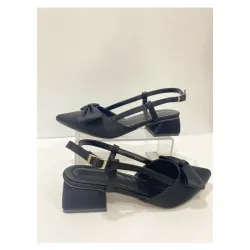 Kadın fiyonklu topuklu ayakkabı