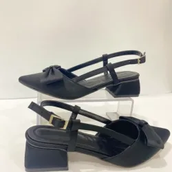 Kadın fiyonklu topuklu ayakkabı