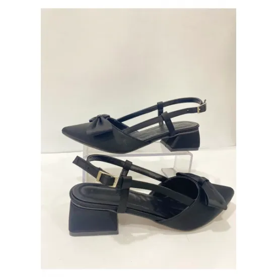 Kadın fiyonklu topuklu ayakkabı