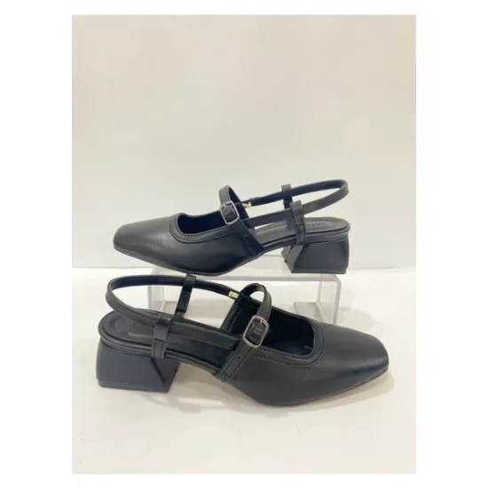 Kadın topuklu sandalet