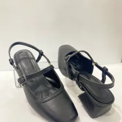 Kadın topuklu sandalet