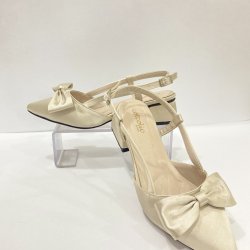 Kadın klasik topuklu ayakkabı