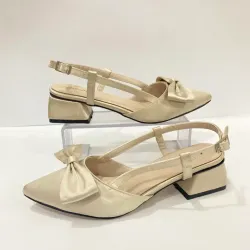 Kadın klasik topuklu ayakkabı