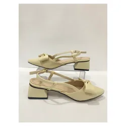 Kadın Fiyonk Detaylı Sandalet